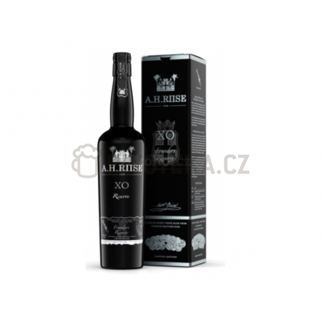 A.H.Riise XO Founders Reserve 0,7l 44,3% (karton)